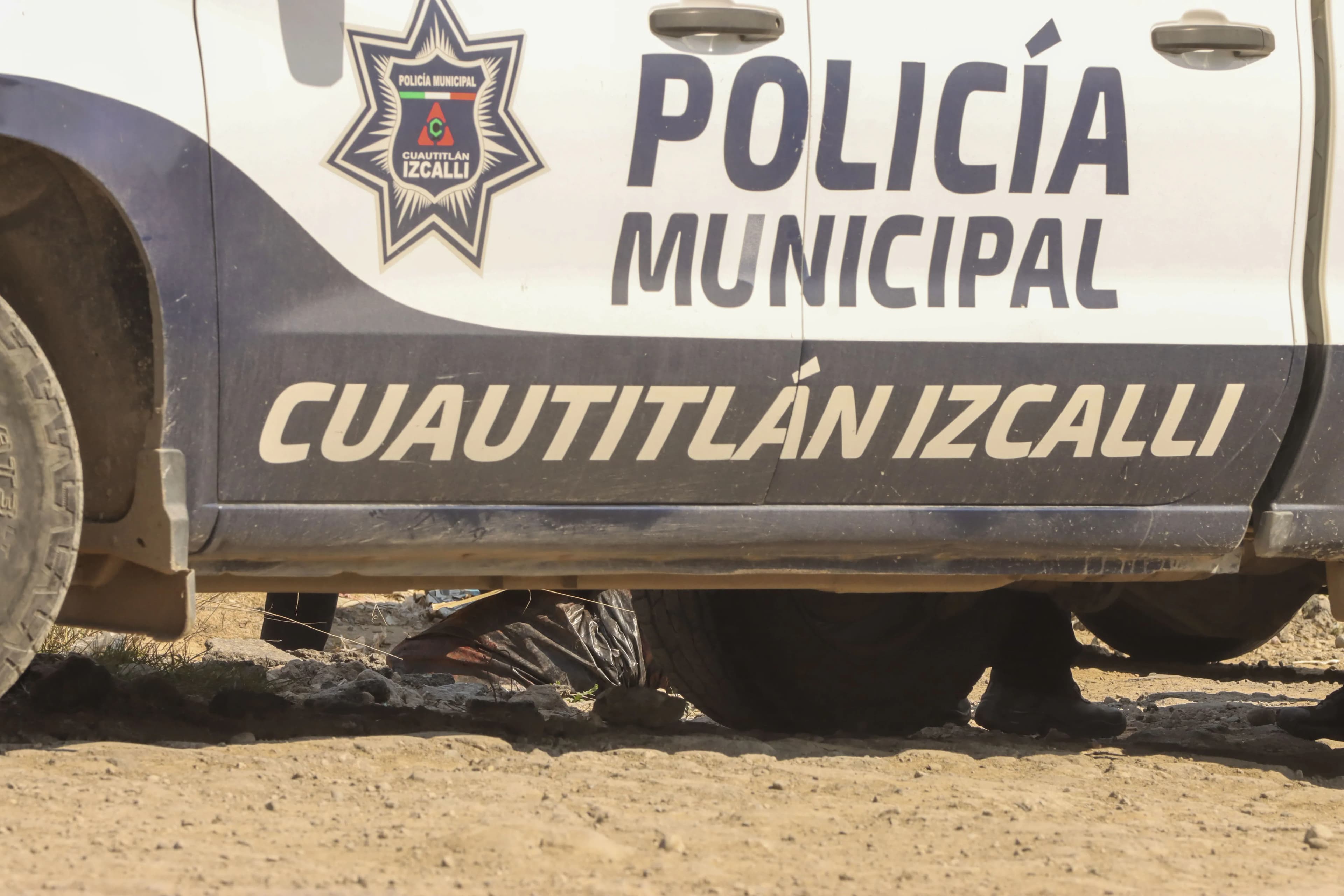 Auto ‘vuela’ tras explosión de pirotecnia en Cuautitlán Izcalli; hay un muerto y 11 heridos