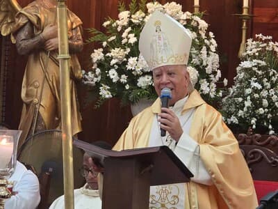 Obispo de La Vega llama a fortalecer las familias y recuerda a víctimas de la violencia